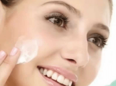 Does-toothpaste-get-rid-of-a-pimple-1